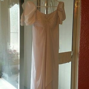 White Filipiniana dress