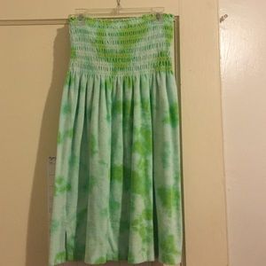 Strapless green tie-dye beach dress