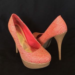 Coral/natural platform heels