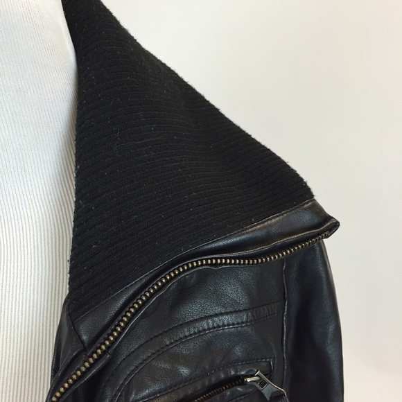 SOLD > Faux leather jacket from UO - Picture 2 of 4