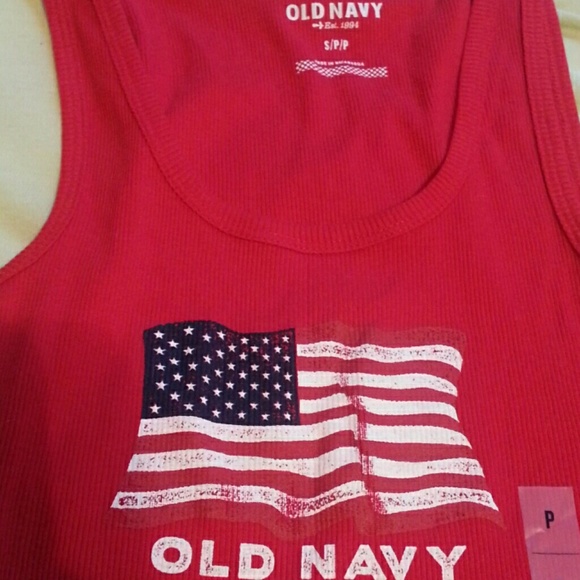 Old  Navy  red tank - Picture 2 of 3