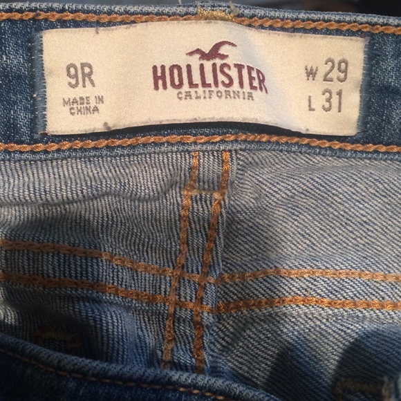 Super Cute Hollister Skinny Jeans! - Picture 4 of 4