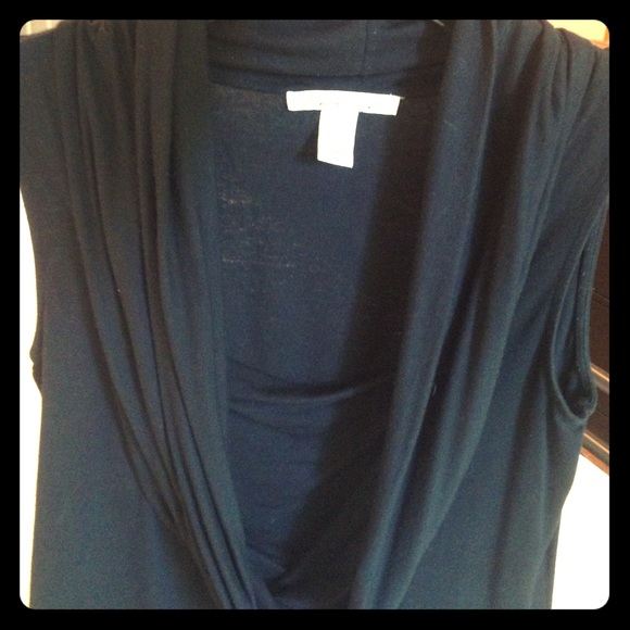 Kenneth Cole NY top. Black