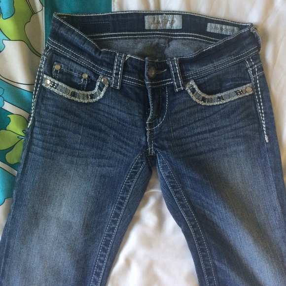 Sold🎁 Daytrip Bootcut - Picture 3 of 3