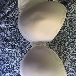 White bra 44c