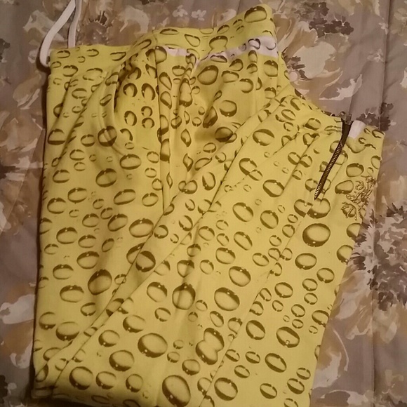 CLOTHES