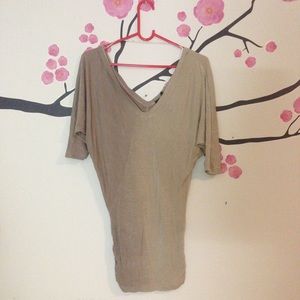 Beige wide collar Guess top