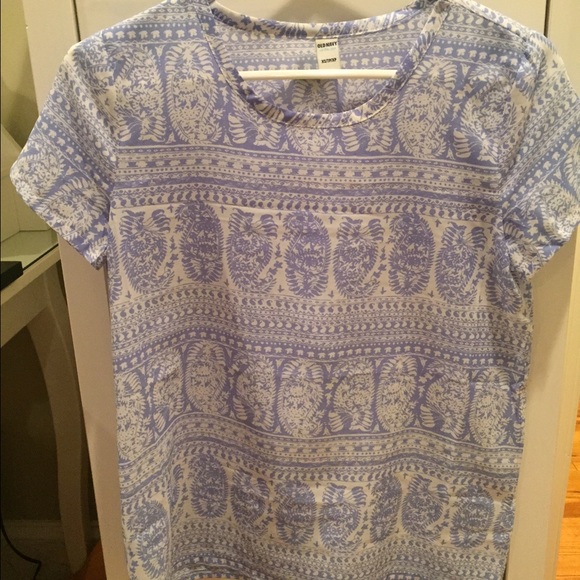 Old Navy blouse