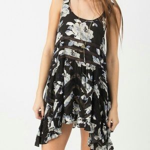 Price Negotiable! Voile and Lace Trim Trapeze Slip