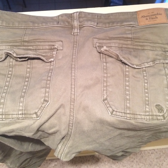 Unique Abercrombie Pants - Picture 3 of 4