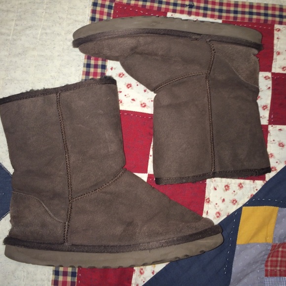 Brown Uggs!