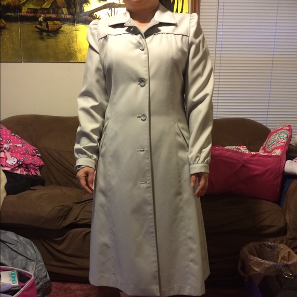 Long fall grey jacket