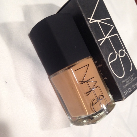 NARS Syracuse foundation