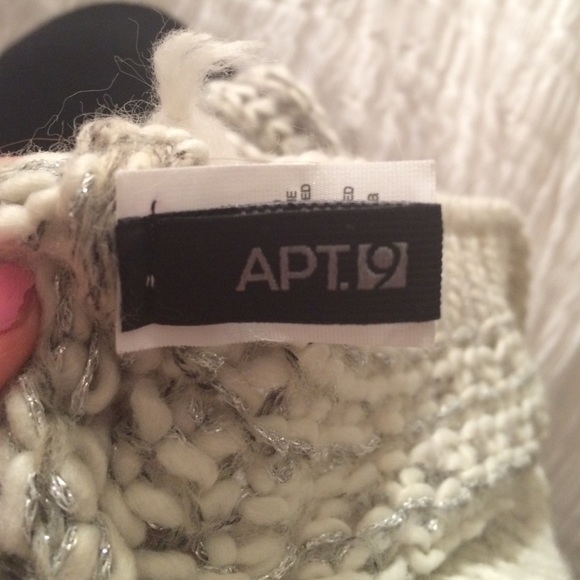 infinity scarf - Picture 3 of 3