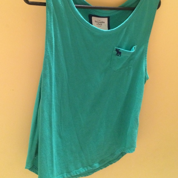 Abercrombie sleeveless top - Picture 2 of 4