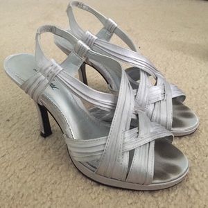 Silver Strappy Jacqueline Ferrar Heels