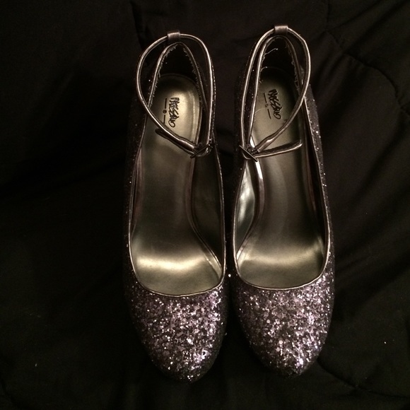 Mossimo sparkly high heels - Picture 2 of 4