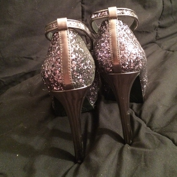 Mossimo sparkly high heels - Picture 3 of 4