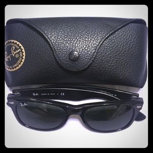 Ray-Ban RB2132 New Wayfarer Sunglasses