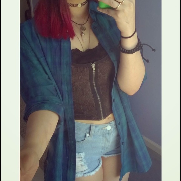 Crop Top & Oversized Flannel