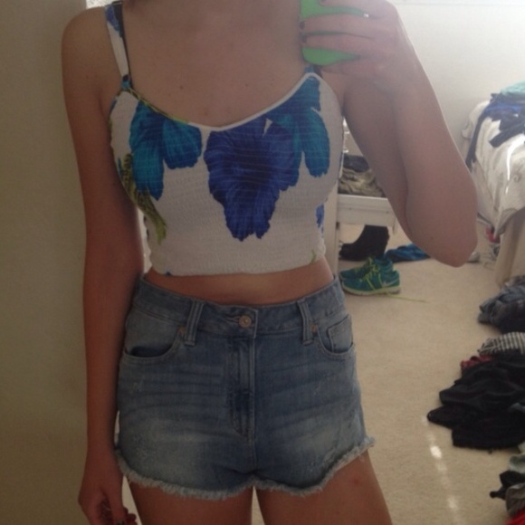 🌸Hawaiian stretchy crop top🌸