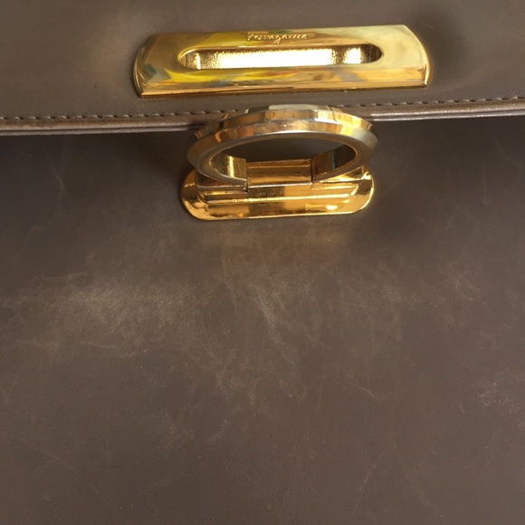 Ferragamo purse - Picture 3 of 4
