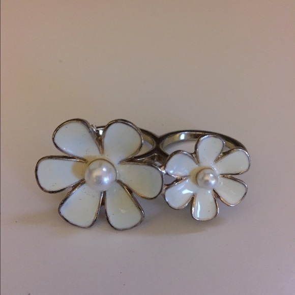 Jewelry - Daisy double gold ring