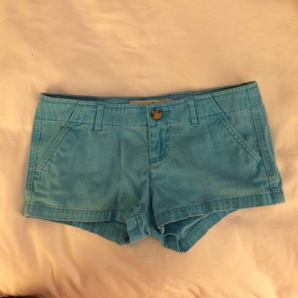 Beautiful Bright And Blue! - Picture 1 of 3