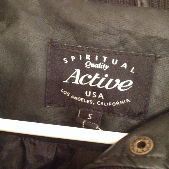 Leather jacket - Picture 2 of 2