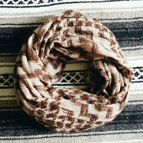 Deena & Ozzy Infinity Scarf