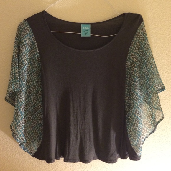 Flowy Floral - Picture 1 of 2