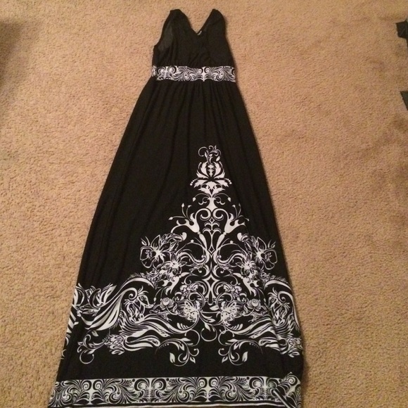black and white sundress.