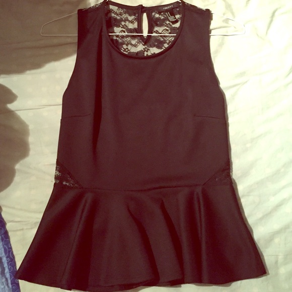 NWOT black back lace peplum - Picture 1 of 3