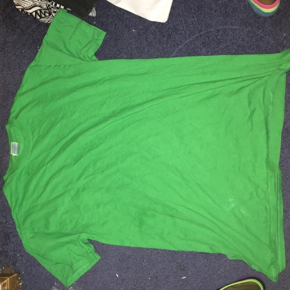 Plain green tee