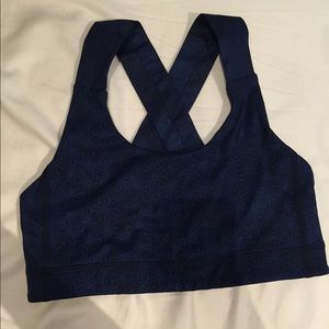 Lulu lemon black and blue sports bra
