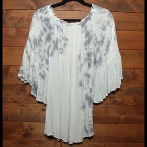 Bell sleeve tie dye top