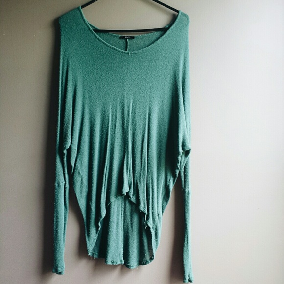 Thin Batwinged Sweater