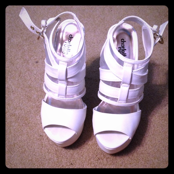 White heels - Picture 1 of 1