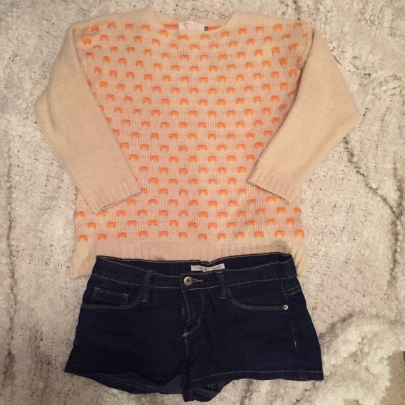 Cute Ribbon Patterned Sweater