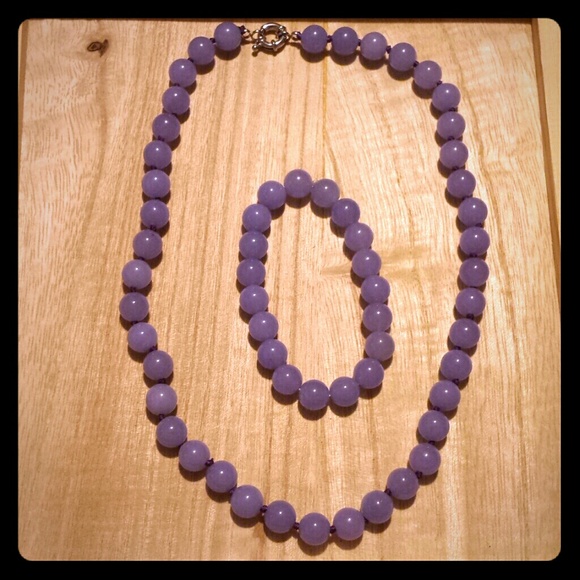 Classic Beaded Necklace & Bracelet Set