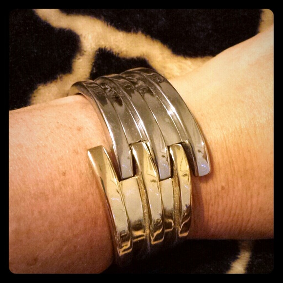 Gold & Silver tone Hinged Bracelet