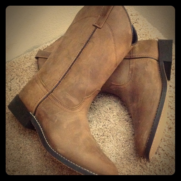 Brown leather boots, Laredo brand