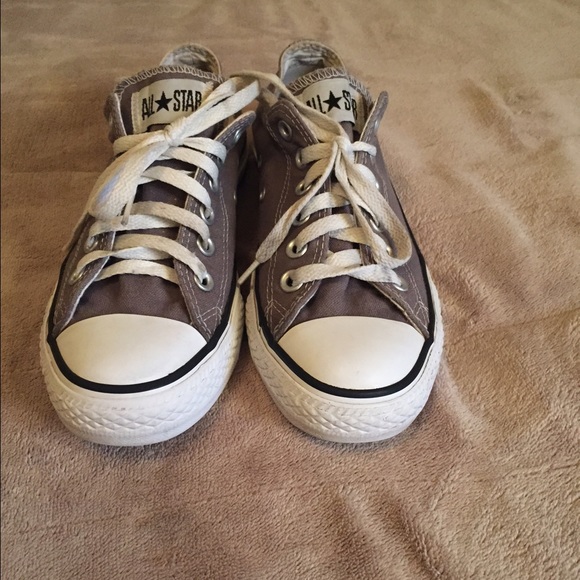 Converse - Picture 2 of 4