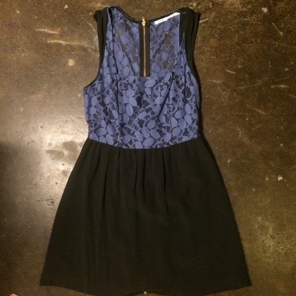 UO Kimchi Blue Lyra Dress. Blk/Blue Lace Zip