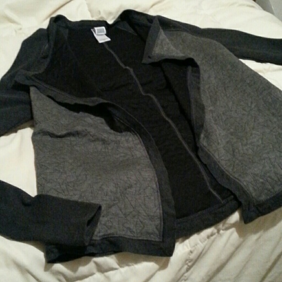 VSX quilted sweater with ribbed arms