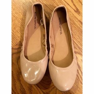 Nude Ballet Flats