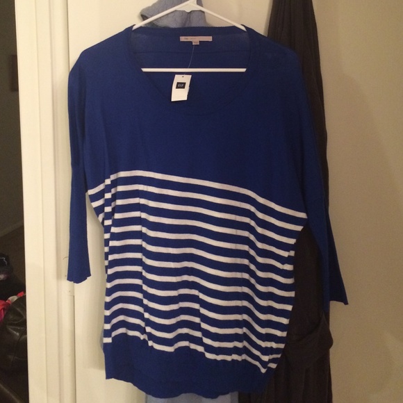 Long sleeved striped lightweight sweater - Picture 1 of 1