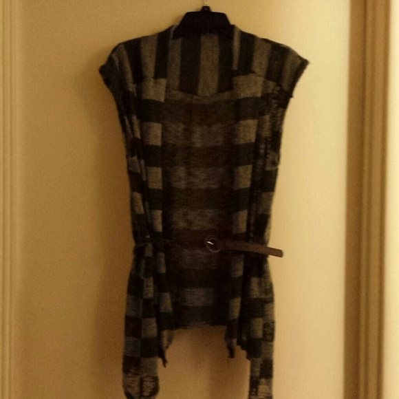 Fun & Cute Green Stripe Cardigan - Picture 1 of 4