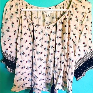 Loose Bohemian cropped tee