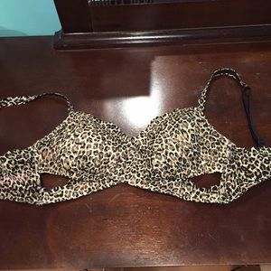 Cheetah cross bra!